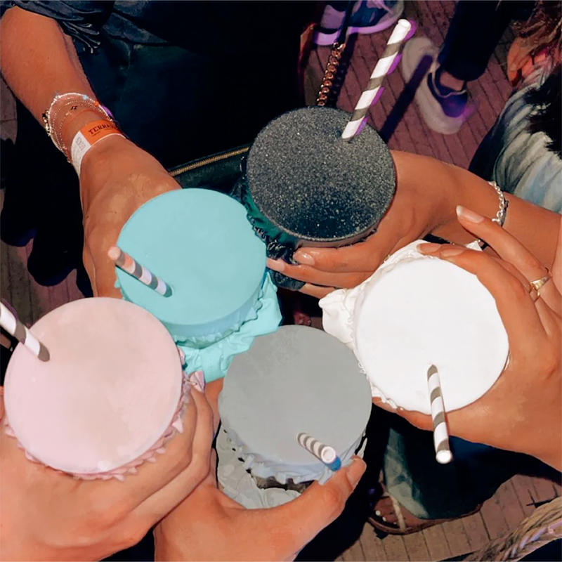 SCHLÜSSELANHÄNGER MIT GLASSCHUTZ